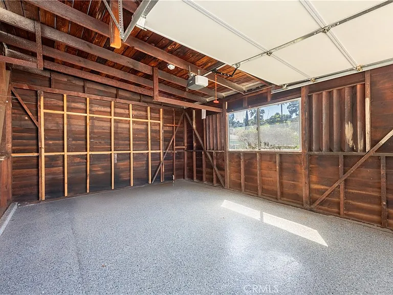 3757 York Blvd — Photo 25