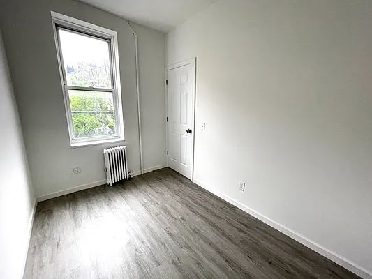 Rented by Compass | media 26