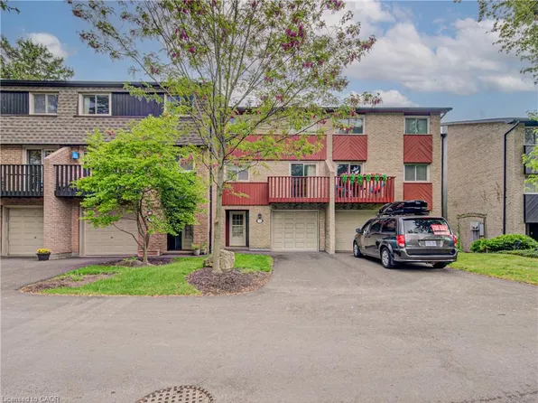 1967 Main St W #13, Hamilton, ON L8S 4P4
