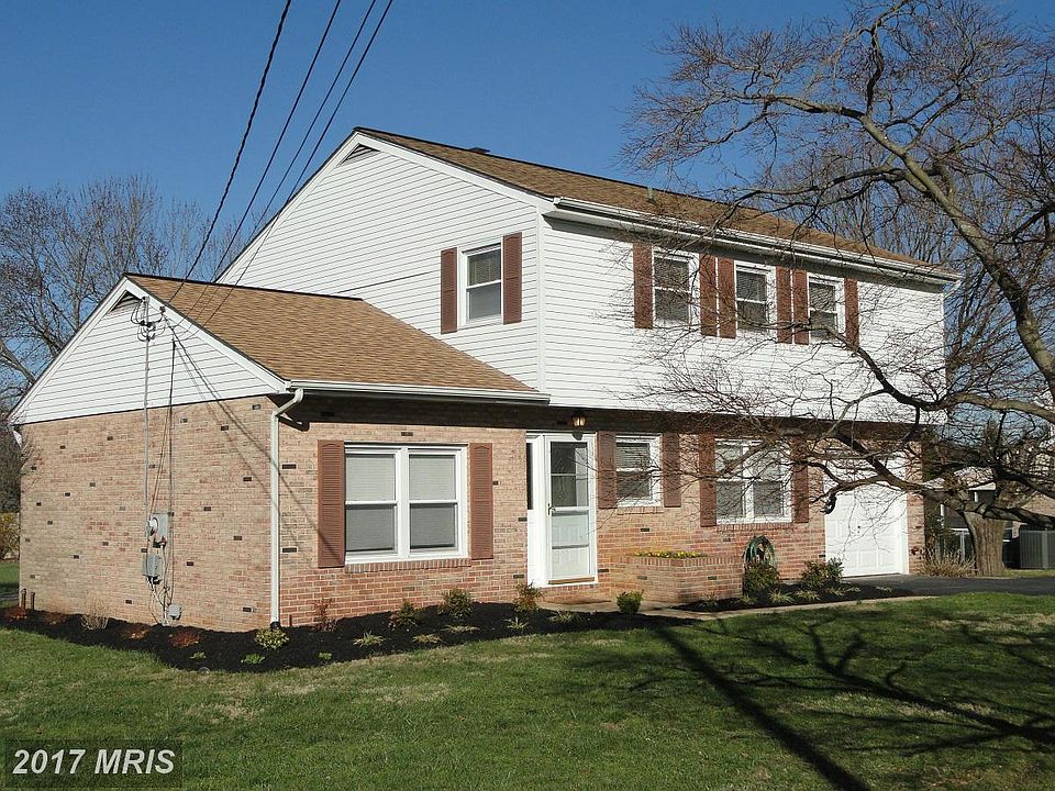 1st image of 804 Matthews Ave