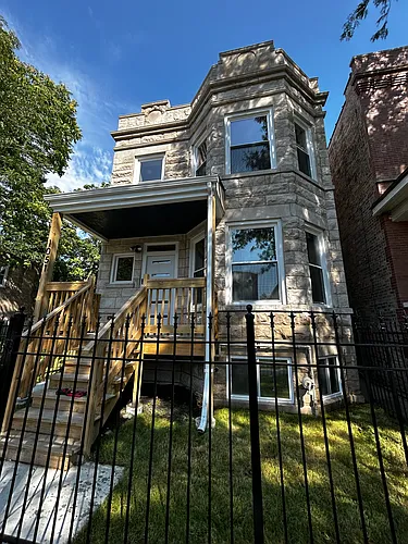 1051 N Lawndale Ave #2 Photo 1