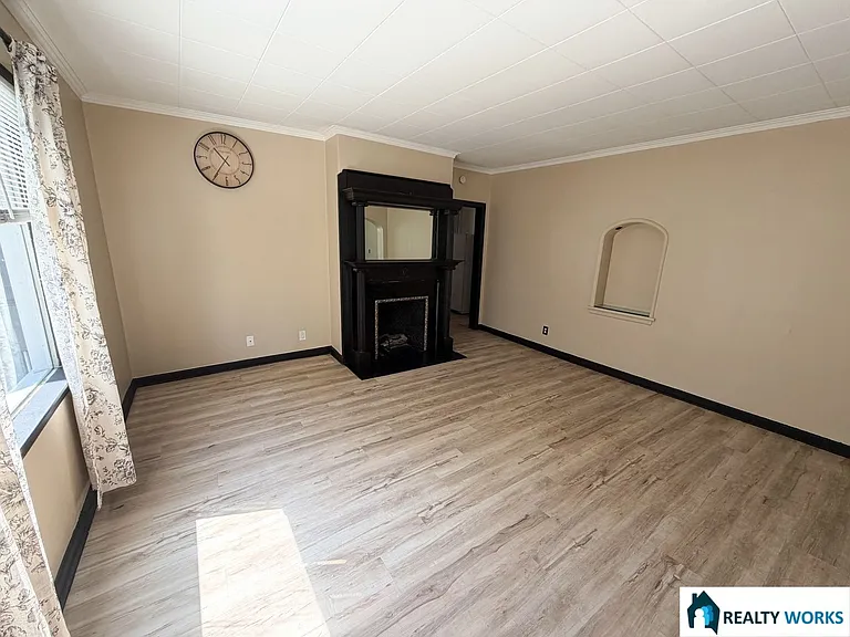 1619-1623 D Street — Photo 2