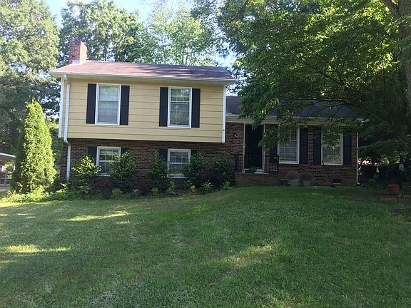 2nd image of 3007 Beaconwood Dr