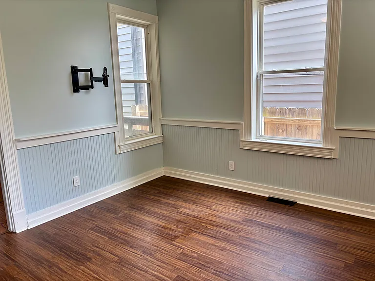524 E Ormsby Ave — Photo 15