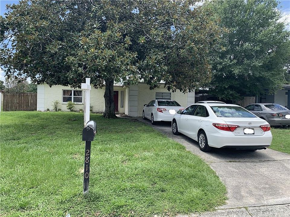 1st image of 2810 W Lorraine Ave
