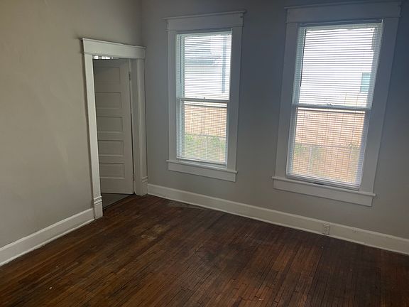 5th image of 2801 N Chamberlain Ave