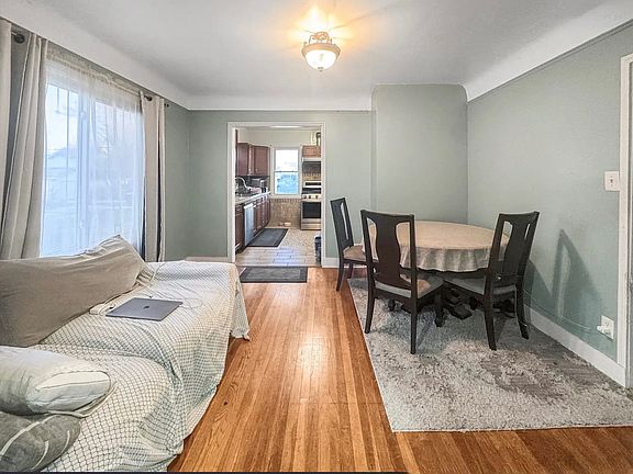 3rd image of 8805 Whitlock Ave Floor 1