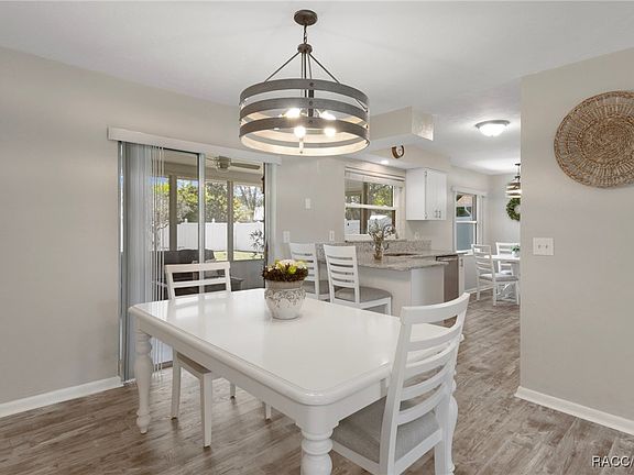 5th image of 70 W Casurina Pl
