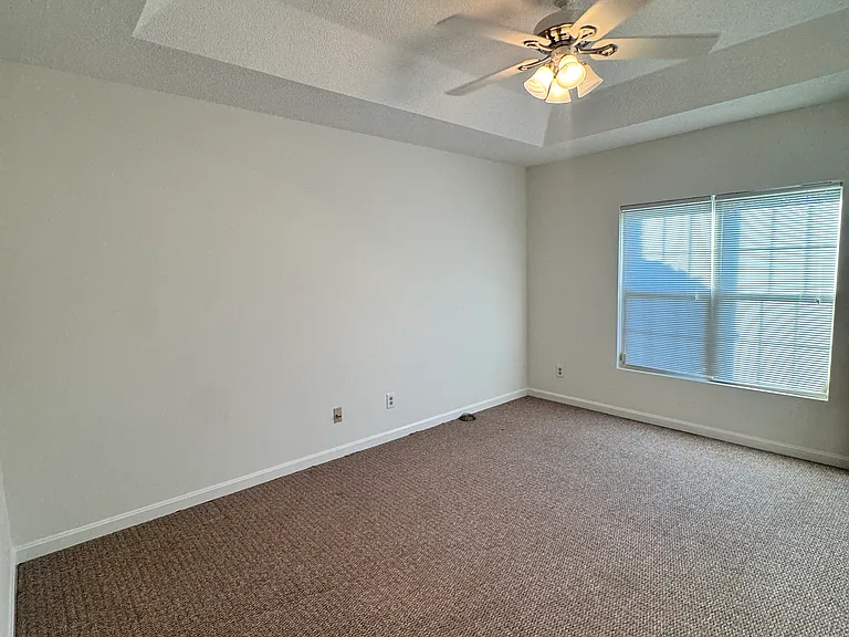 4091 Lakeshore Dr — Photo 26