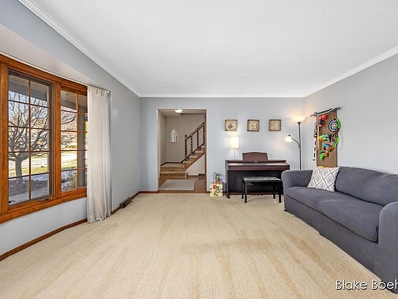 5th image of 1450 Maplehollow St SE