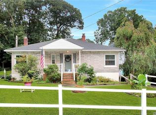 193 N Side Rd, Wading River, NY 11792