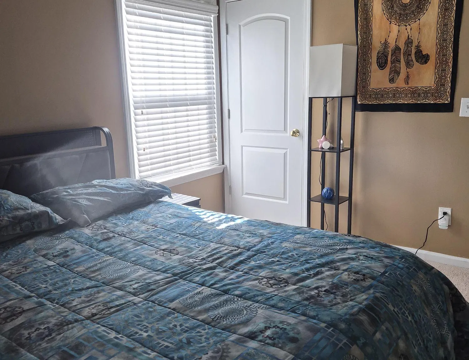 3 bed, 1408 sqft, $750 — Photo 3