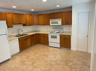 5 Sunset Ln #A, Richmond, ME 04357