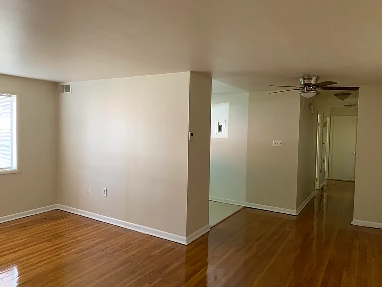 6827 Red Top Rd Apartments, LLC — Photo 4
