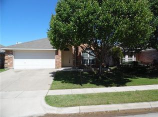 9087 Rushing River Dr, Fort Worth, TX 76118