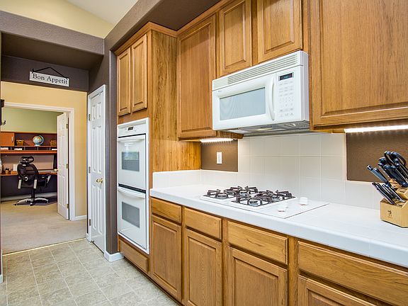 5th image of 1708 Bamboo St