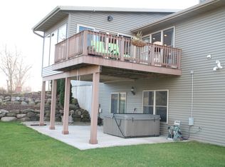 210 Jenna Ct, Watertown, WI