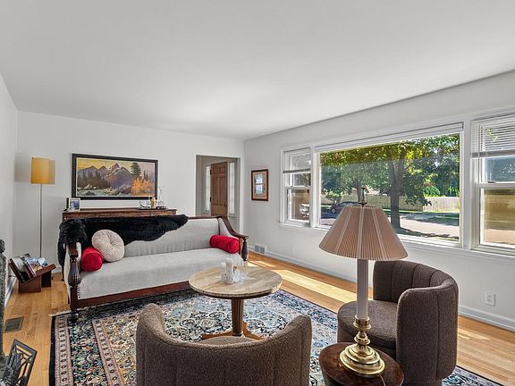 5th image of 1212 Fairmont LANE
