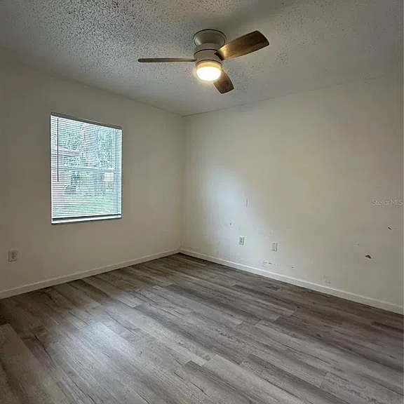 704 Sunset Ave #B — Photo 7