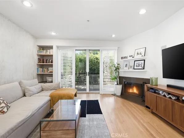 943 14th St Unit 101, Santa Monica, CA 90403