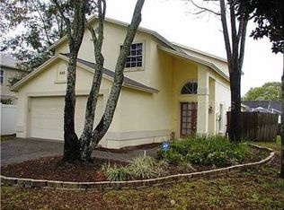 215 Sacramento St, Valrico, FL 33594