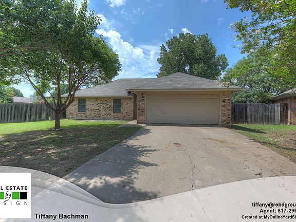 2nd image of 709 Diane Cir