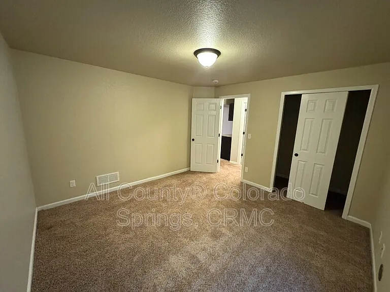 10394 Abrams Dr — Photo 38