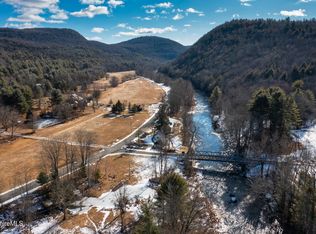 14 Roosterville Rd, Sandisfield, MA 01255