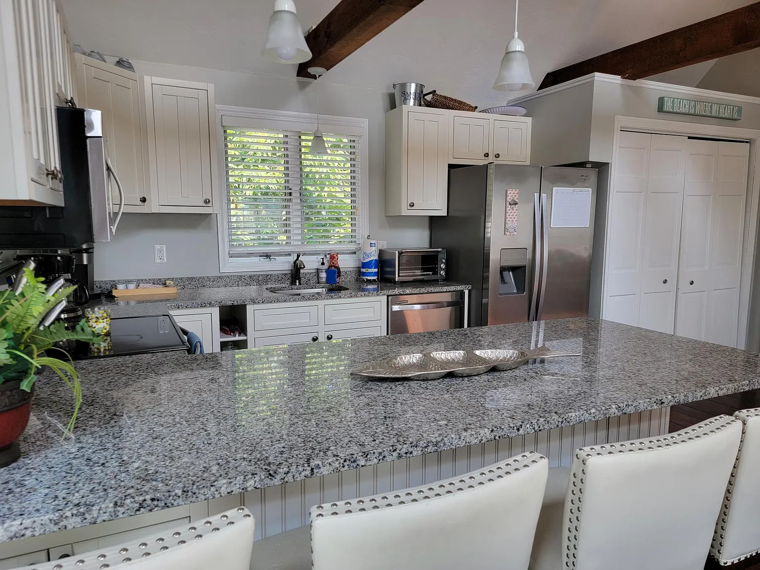 3 bed, 1576 sqft, $3,500 — Photo 4