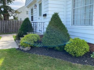 7603 Ackley Rd, Parma, OH 44129