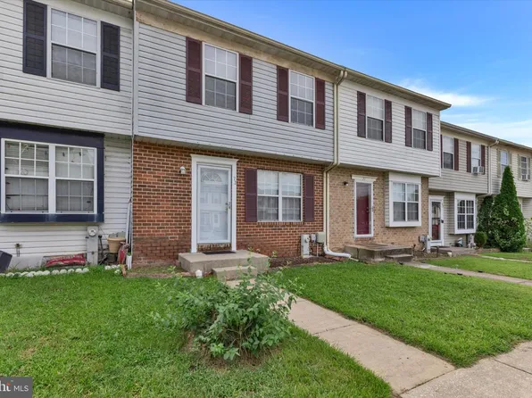 73 Chelmsford Ct, Middle River, MD 21220