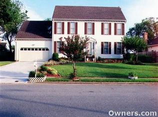 832 Five Forks Rd, Virginia Beach, VA 23455