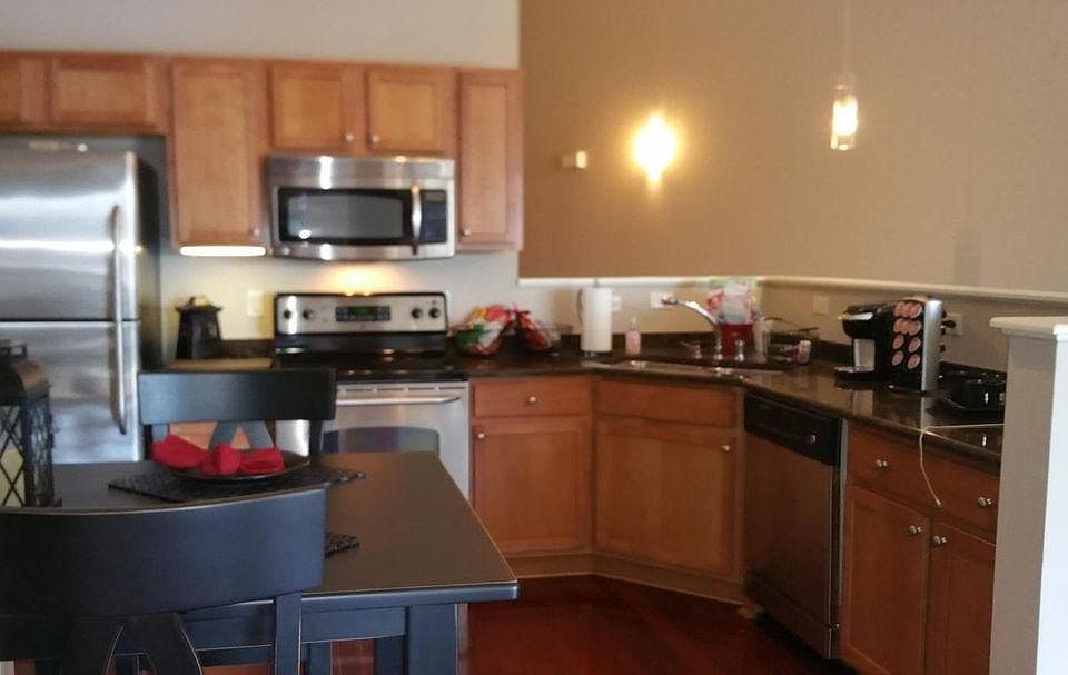 1st image of 440 Walnut St Unit 205