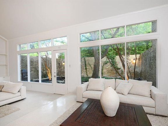 5th image of 4650 Christopher Pl