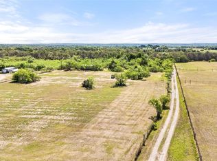 399 Upper Elgin River Rd, Elgin, TX 78621