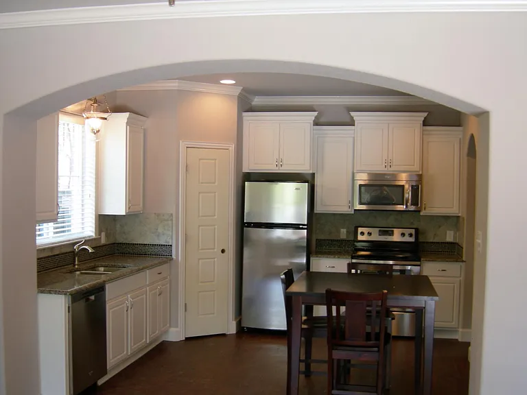 2815 Forest Park Blvd — Photo 8