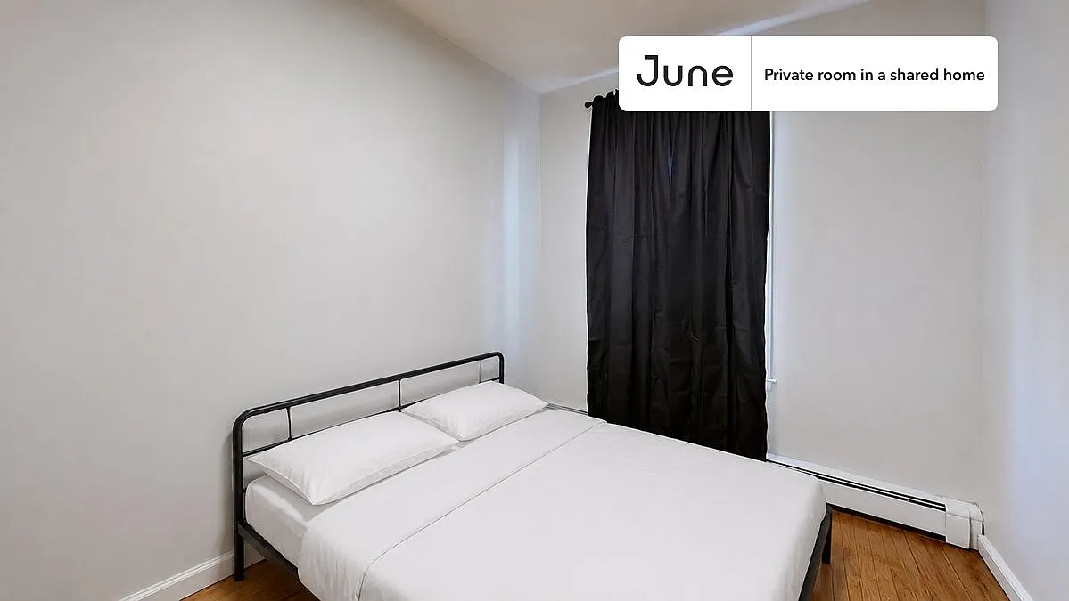 Full bedroom in 4 bed/2 bath home in East Cambridge #1810 A — Photo 1