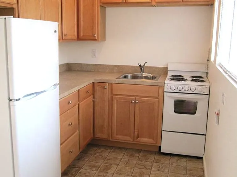 Willowbrook Apartments — Photo 4