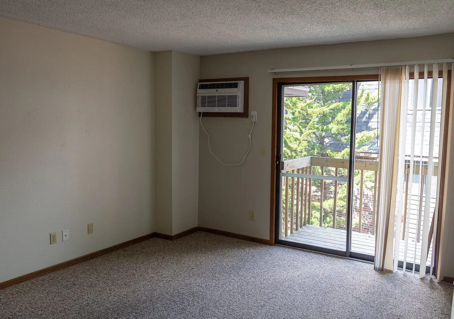 1050 Newton Road — Photo 4
