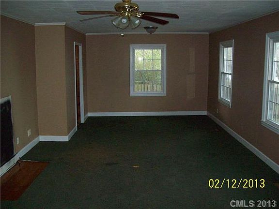 2nd image of 303 Goforth St