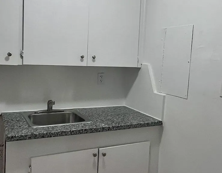 1556 Polk St — Photo 4