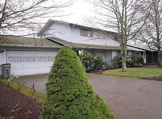 1112 Clinton Dr, Eugene, OR 97401