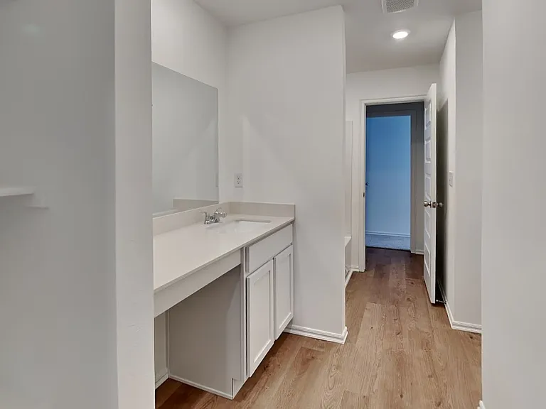 3909 Dutch Ln — Photo 18