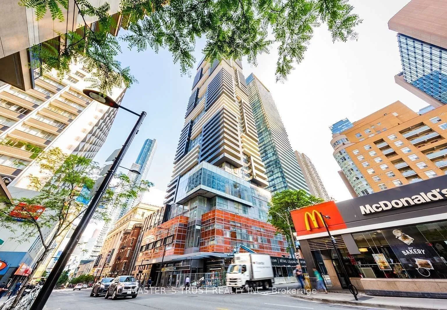 2 bed, $3,400 — Photo 1