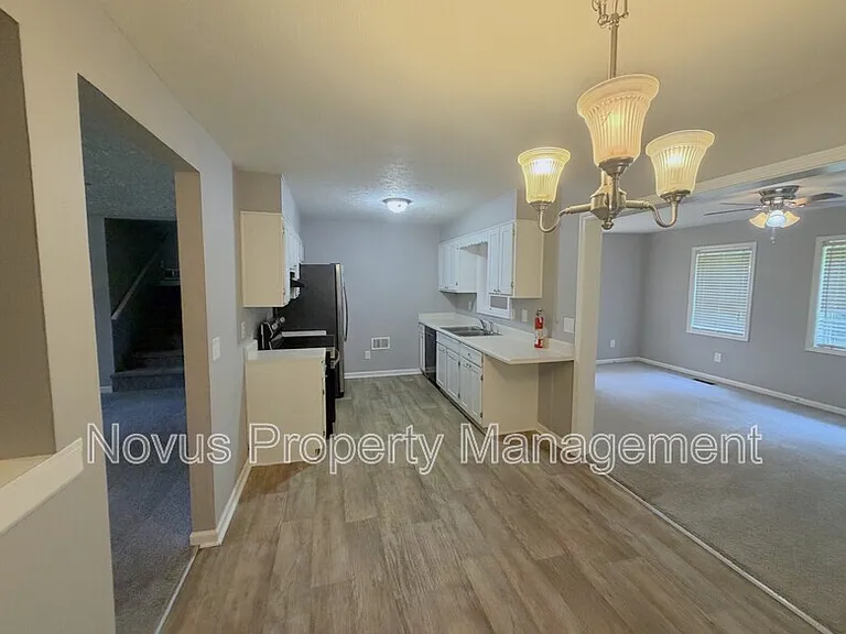 125 S Meadowcliff Cir — Photo 5