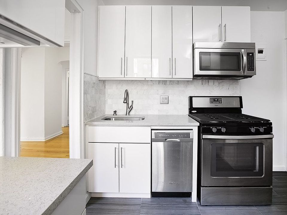 1st image of 9837 65th Ave APT 3E