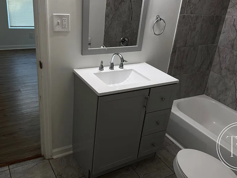 5202 Wendell St — Photo 11