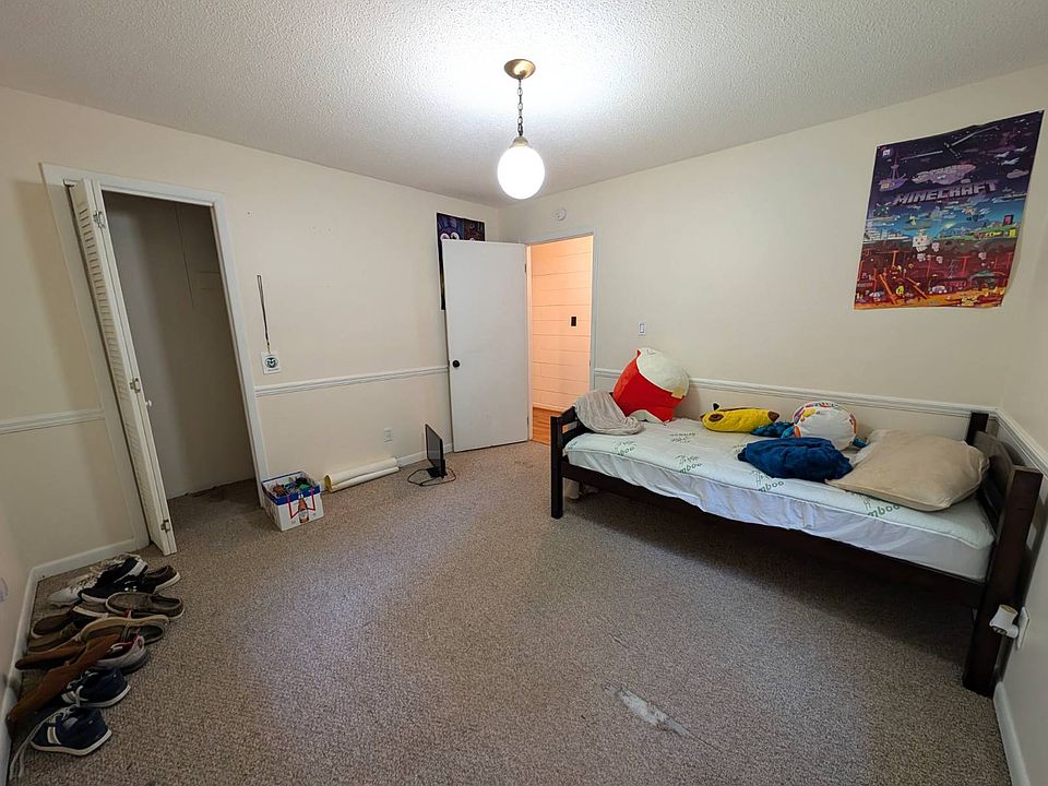 25th image of 142 Roberts Rd