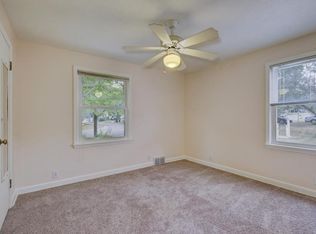 1170 Leland Rd E, Maplewood, MN 55109