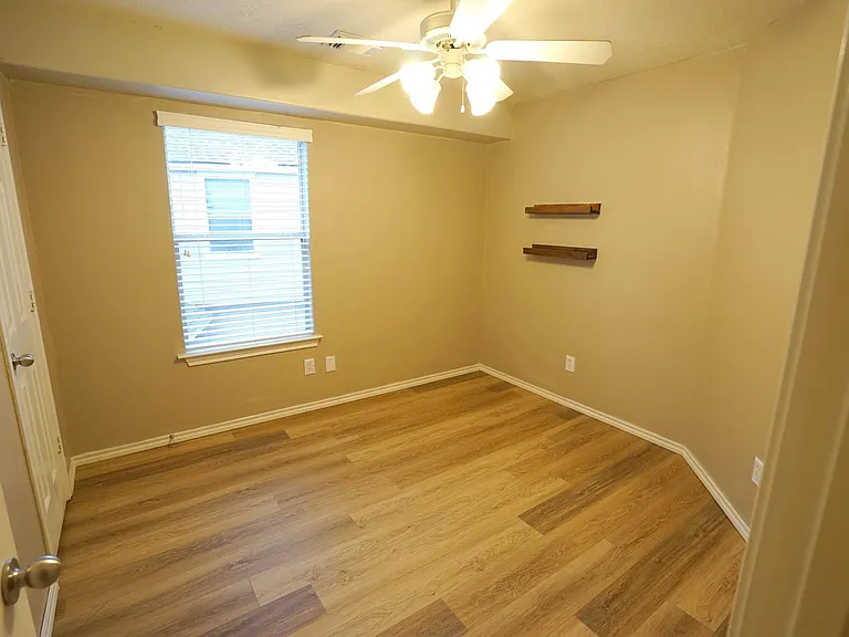 126 E Stedhill Loop — Photo 19